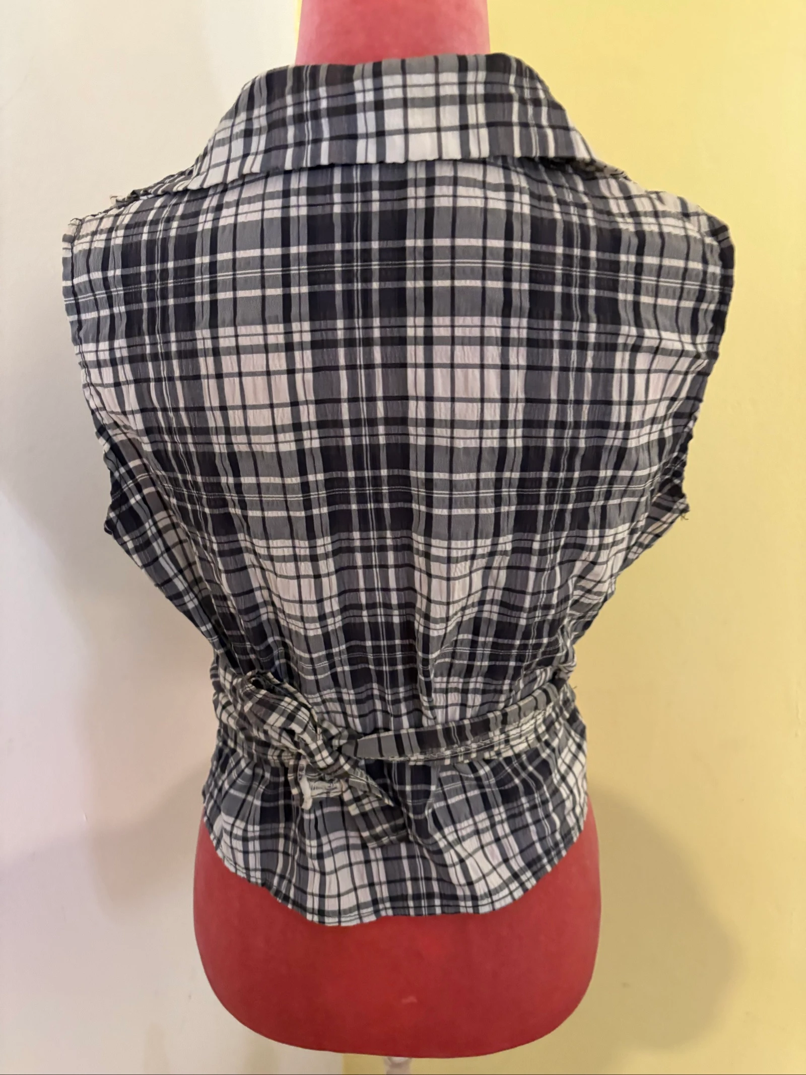 Top Xadrez Sem Mangas com Laço nas Costas  – photo 4